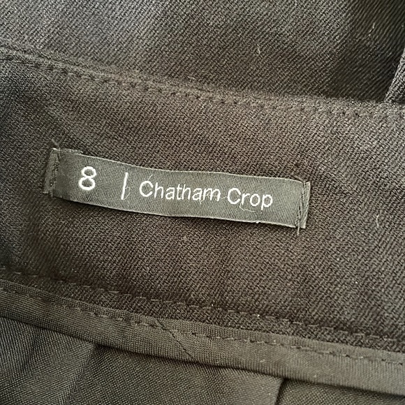 TALBOTS Chatham Crop Trouser Scalloped Ankle Black Capri Pants Size 8 - Picture 4 of 6